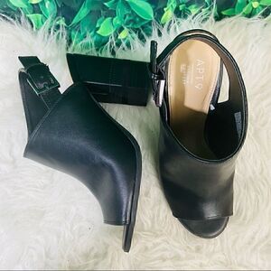 CApt.9 casual / party, block heel fall winter holidays peep toe edgy sho…